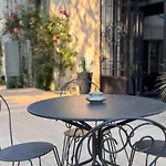 게스트하우스 Le Domaine De Ferrat 3*