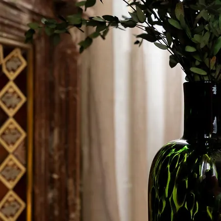 Le Domaine De Ferrat Guest house