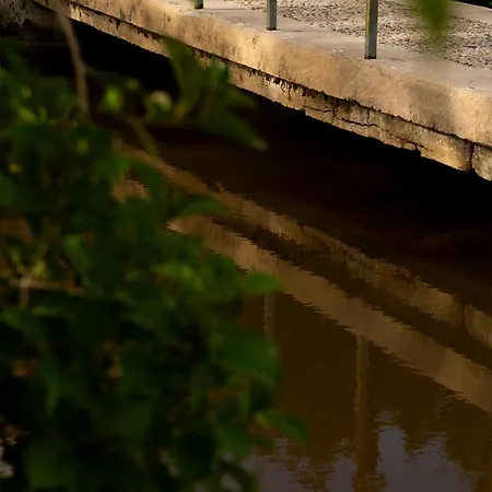 Le Domaine De Ferrat Maison d'hôtes Mirambeau (Charente-Maritime)