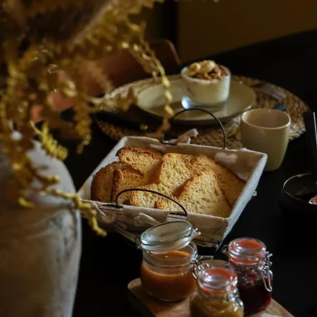 Le Domaine De Ferrat Maison d'hôtes