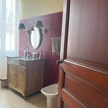 Le Domaine De Ferrat Gasthof Mirambeau (Charente-Maritime)