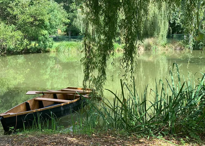 Le Domaine De Ferrat 3* Mirambeau (Charente-Maritime)