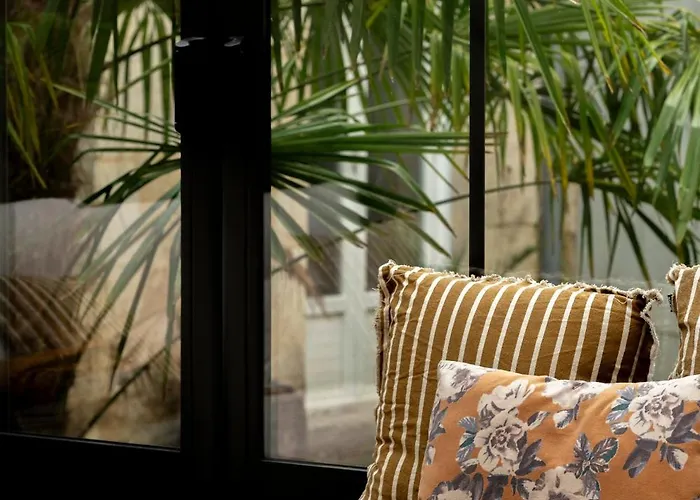 Le Domaine De Ferrat